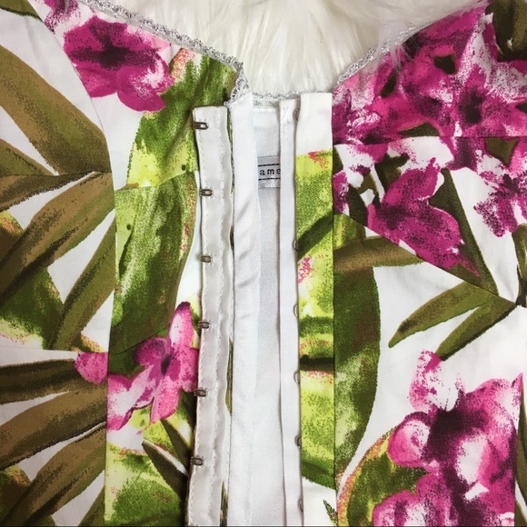 Floral top - Picture 4 of 8